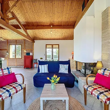 Le Porteau By Interhome Tatil Evi Pornic